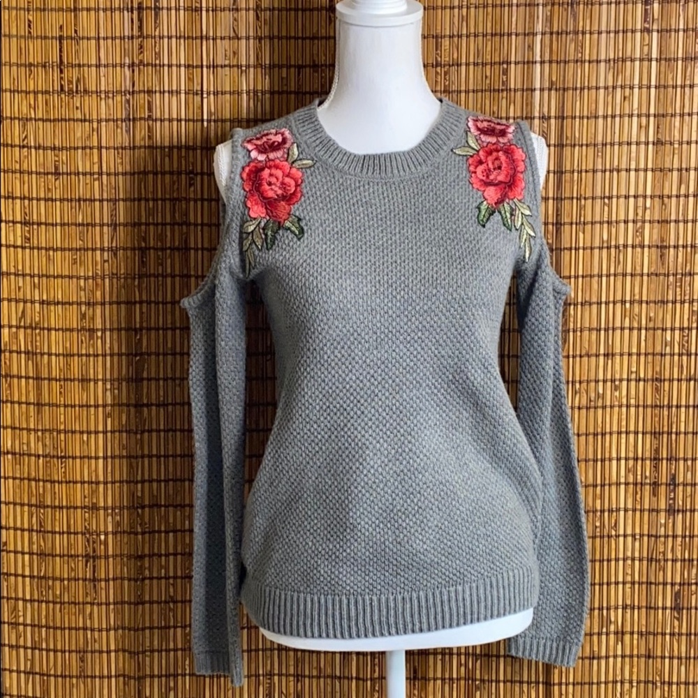 Alya Cold Shoulder Sweater
